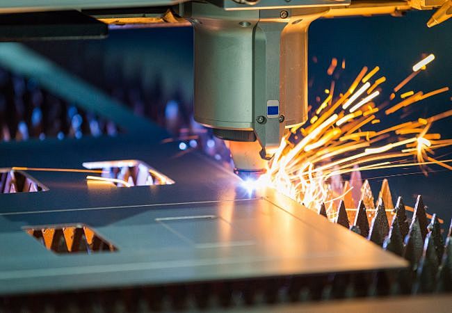 激光切割機：精密工藝的現(xiàn)代利器，檢測認證工作任重道遠(圖1)