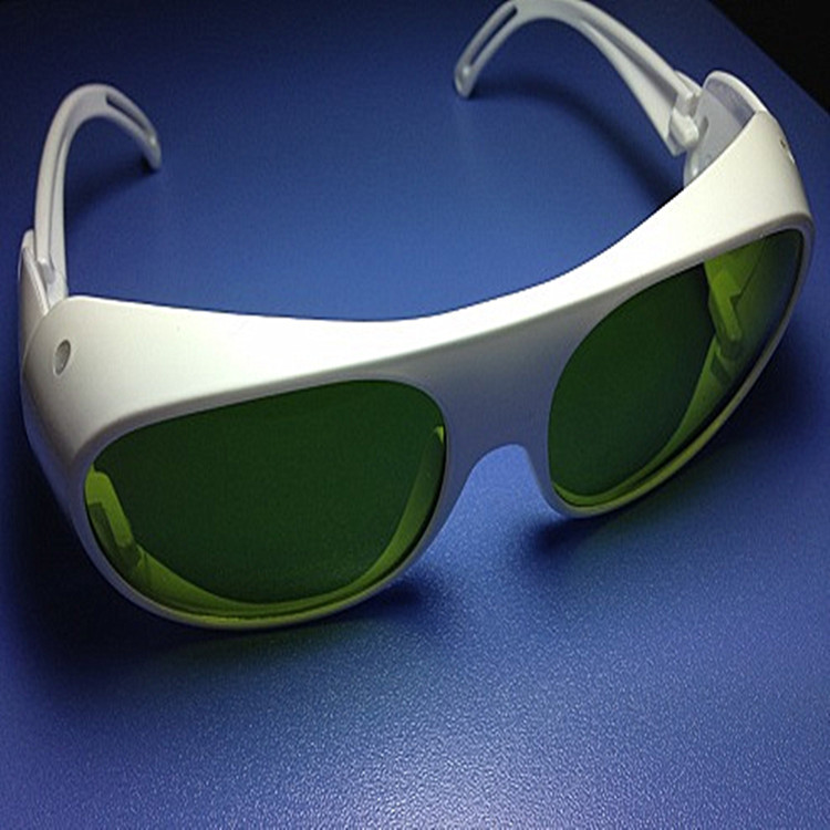 激光防護(hù)眼鏡安全檢測(cè)(圖1)