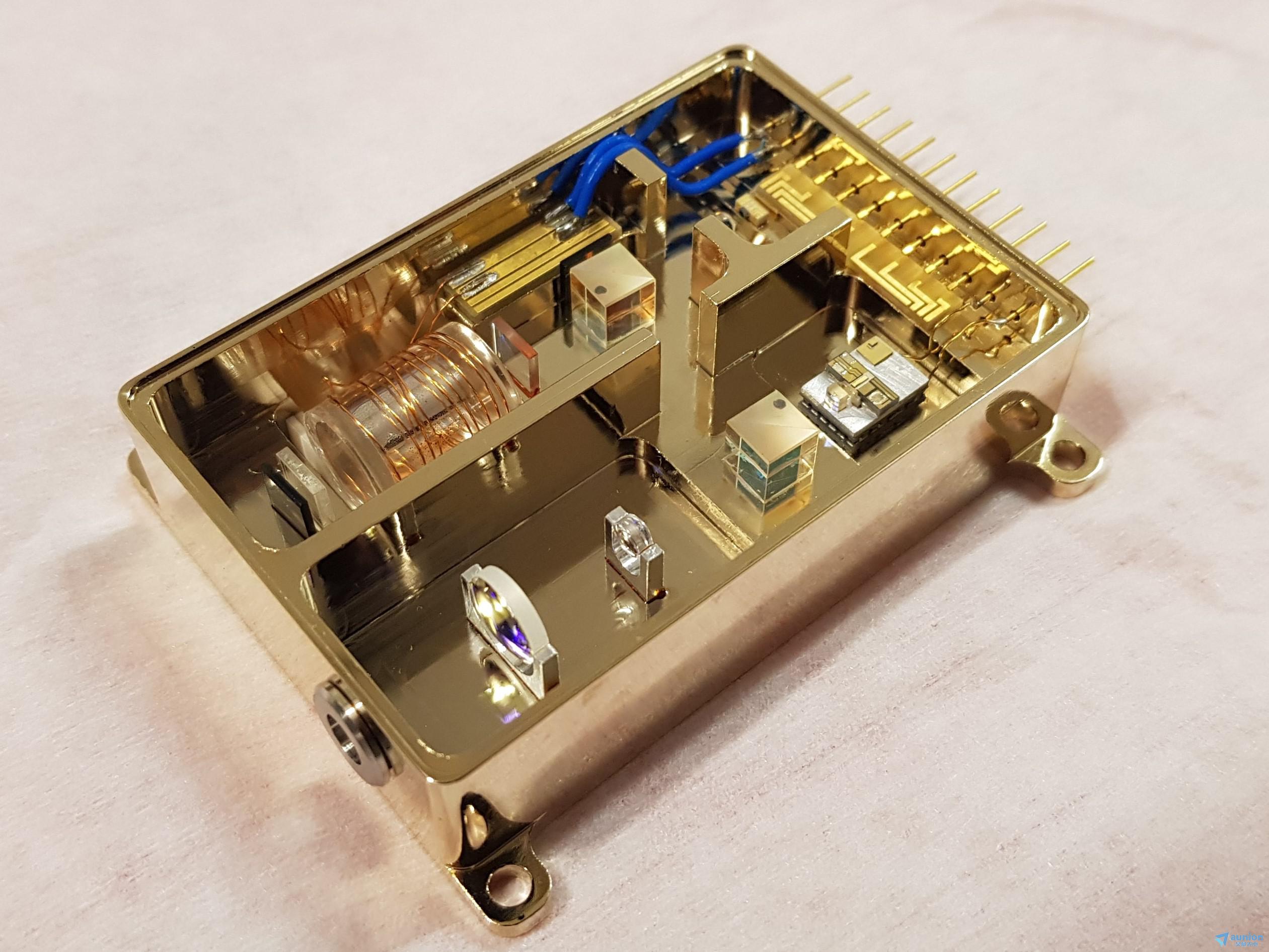 穩(wěn)頻器的作用是什么？穩(wěn)頻器的工作原理(圖1)