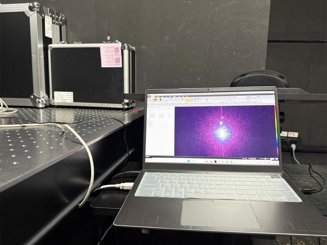 光學(xué)實(shí)驗(yàn)室介紹(圖2)